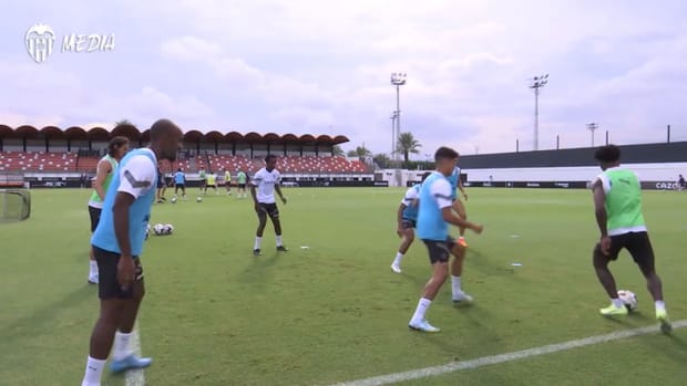 Gattuso is back on Valencia's training ground